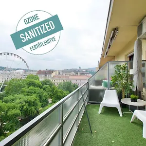 Standard By Hi5 - Incredible View With Terrace Apartamento Budapest